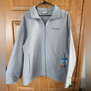 NWT Men’s Light weight Columbia Zip up jacket size large